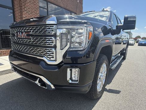 Used 2022 GMC Sierra 2500 Denali w/ Denali Ultimate Package AWD/4WD image 10