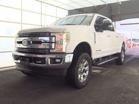 Used 2019 Ford F250 Lariat w/ Lariat Ultimate Package image 1