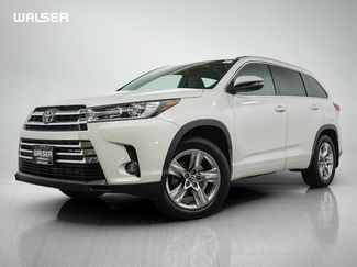 Used 2019 Toyota Highlander Limited AWD/4WD video 1