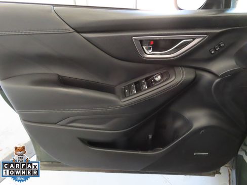 Used 2023 Subaru Forester Touring image 11