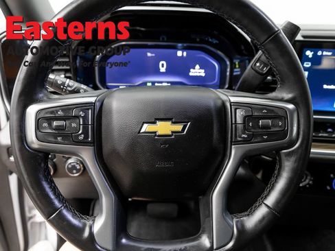 Used 2023 Chevrolet Silverado 1500 LT AWD/4WD image 10