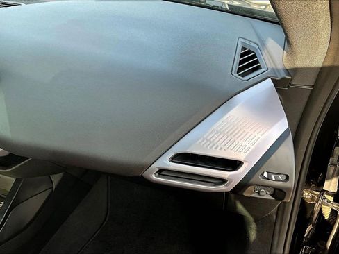 Used 2025 BMW 228i xDrive AWD/4WD image 27