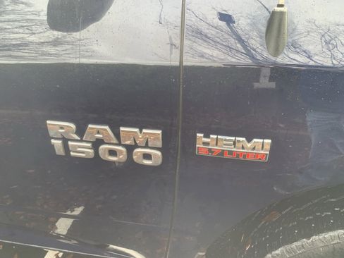 Used 2016 RAM 1500 Express image 6