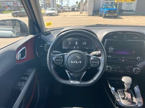Used 2023 Kia Soul GT-Line FWD image 13