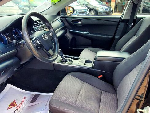 Used 2016 Toyota Camry LE image 15