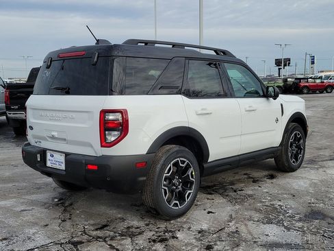 New 2025 Ford Bronco Sport Outer Banks w/ Outer Banks Tech Package+ image 4