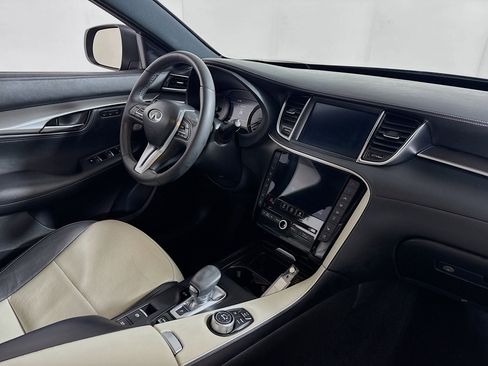 Used 2023 INFINITI QX55 Essential image 30