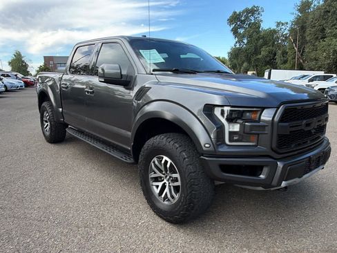 Used 2018 Ford F150 Raptor w/ Equipment Group 802A Luxury AWD/4WD image 3