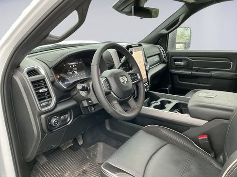 Used 2025 RAM 3500 Laramie w/ Night Edition AWD/4WD image 9