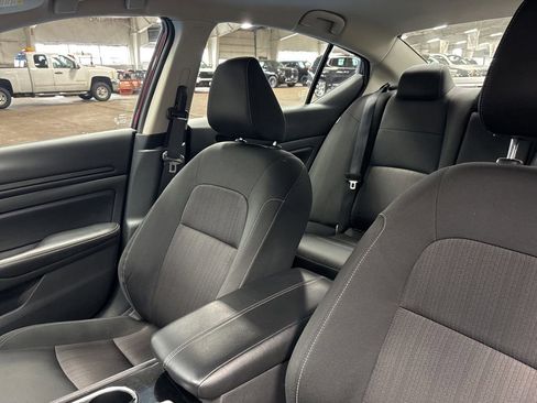 Used 2024 Nissan Altima 2.5 SV FWD image 22