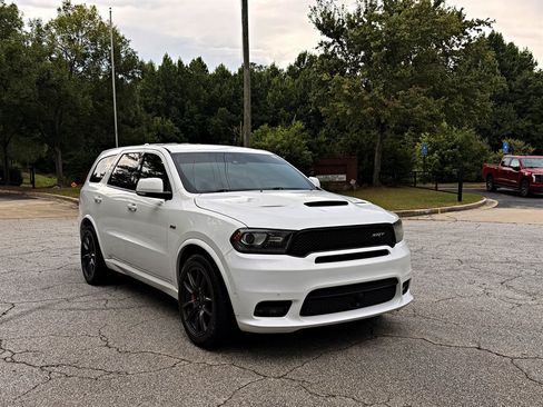 Used 2019 Dodge Durango SRT w/ Technology Group AWD/4WD image 3