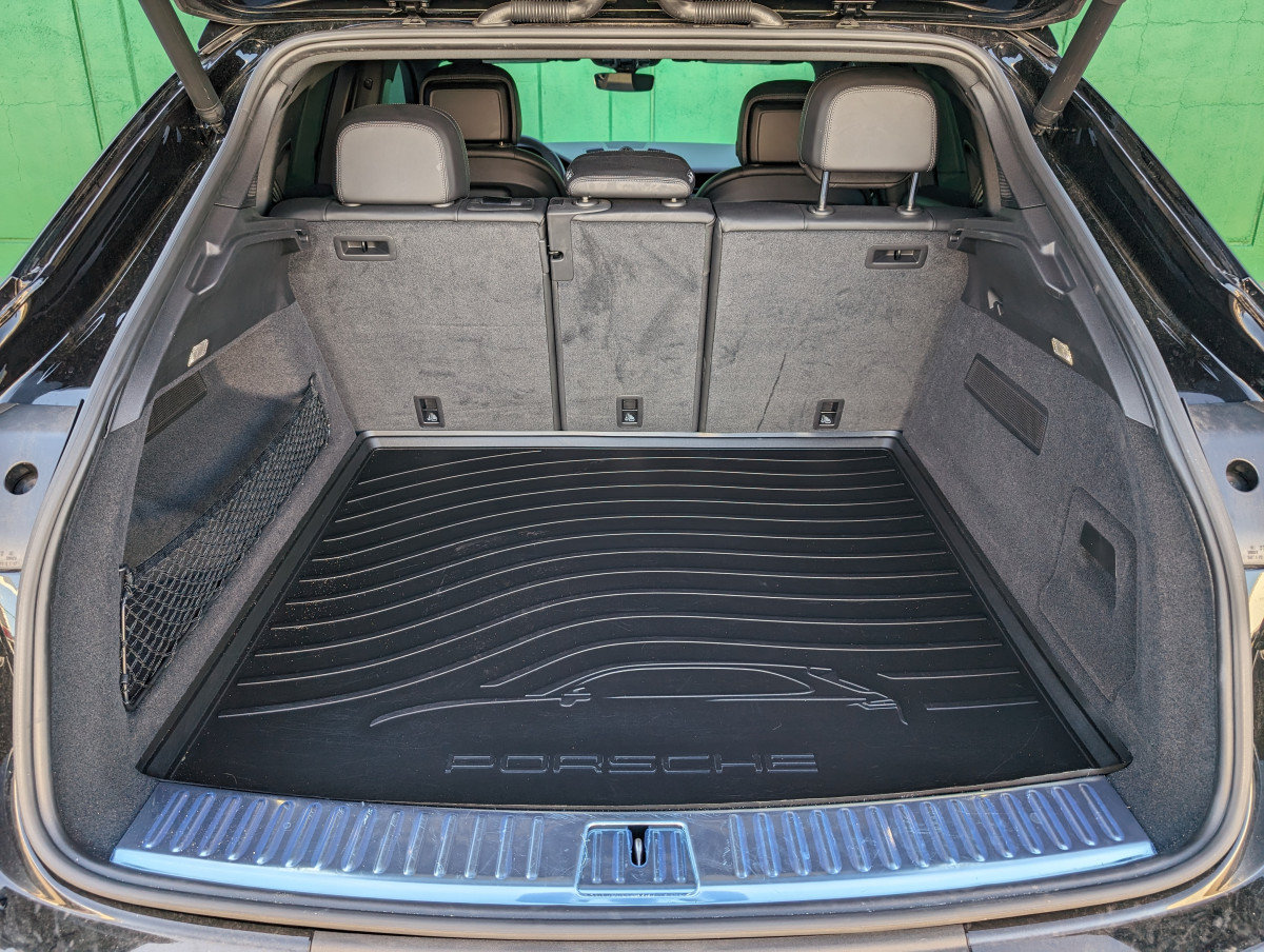 Used 2023 Porsche Cayenne Coupe AWD/4WD image 13