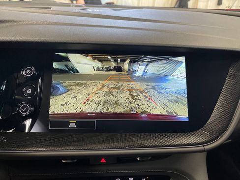 Used 2023 Buick Envision Essence AWD/4WD image 25