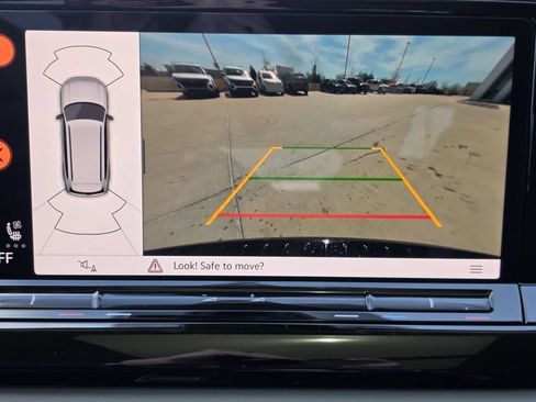 New 2026 Volkswagen Atlas Peak Edition AWD/4WD image 16