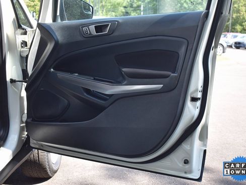 Used 2022 Ford EcoSport SE image 16