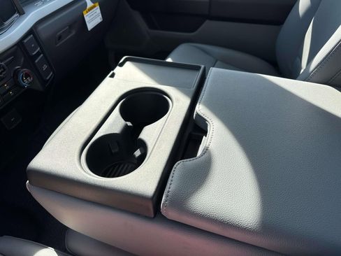 New 2026 Ford F250 XL w/ XL Chrome Package image 34