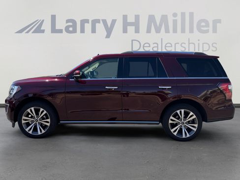 Used 2021 Ford Expedition Limited AWD/4WD image 2