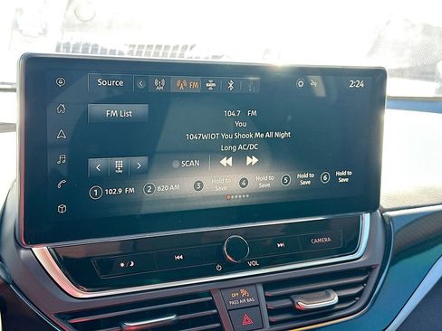 Used 2024 Nissan Altima 2.5 SR w/ SR Premium Package image 20