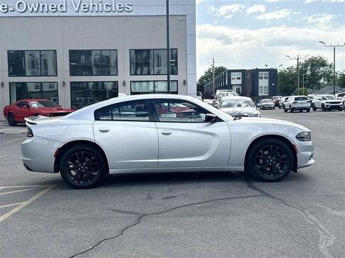 Used 2020 Dodge Charger SXT w/ Blacktop Package AWD/4WD image 8