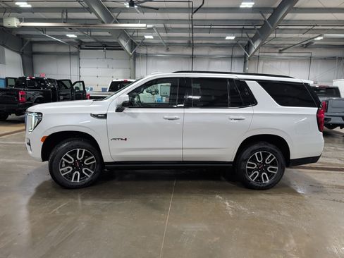 Used 2021 GMC Yukon AT4 w/ AT4 Premium Plus Package image 5