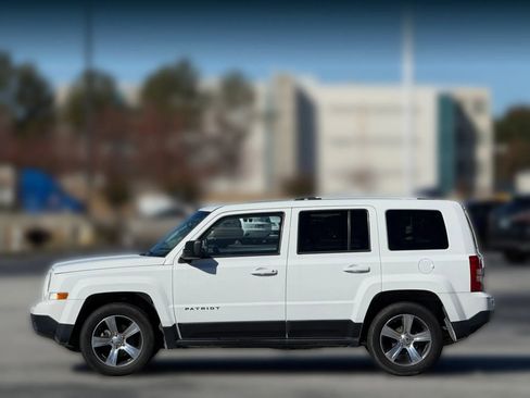 Used 2016 Jeep Patriot High Altitude image 8