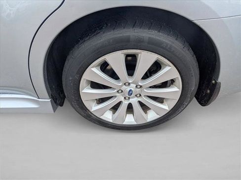 Used 2012 Subaru Legacy 2.5i Limited w/ Popular Pkg 2 AWD/4WD image 9