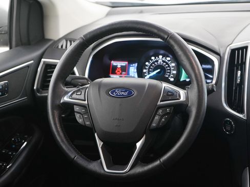 Used 2017 Ford Edge Titanium w/ Technology Package AWD/4WD image 14