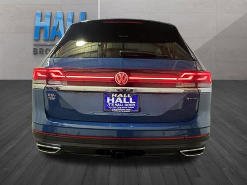 Certified 2025 Volkswagen Atlas SEL image 5