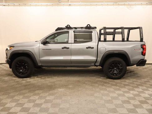 Used 2025 Chevrolet Colorado Trail Boss w/ LPO, Hood Decal Package AWD/4WD image 27