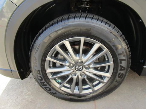 Used 2017 MAZDA CX-5 Touring w/ Preferred Equipment Package image 7