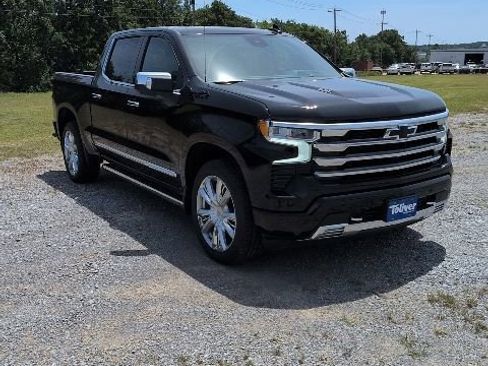 New 2026 Chevrolet Silverado 1500 High Country w/ High Country Premium Package AWD/4WD image 4