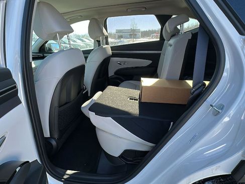 Used 2024 Hyundai Tucson Limited image 15