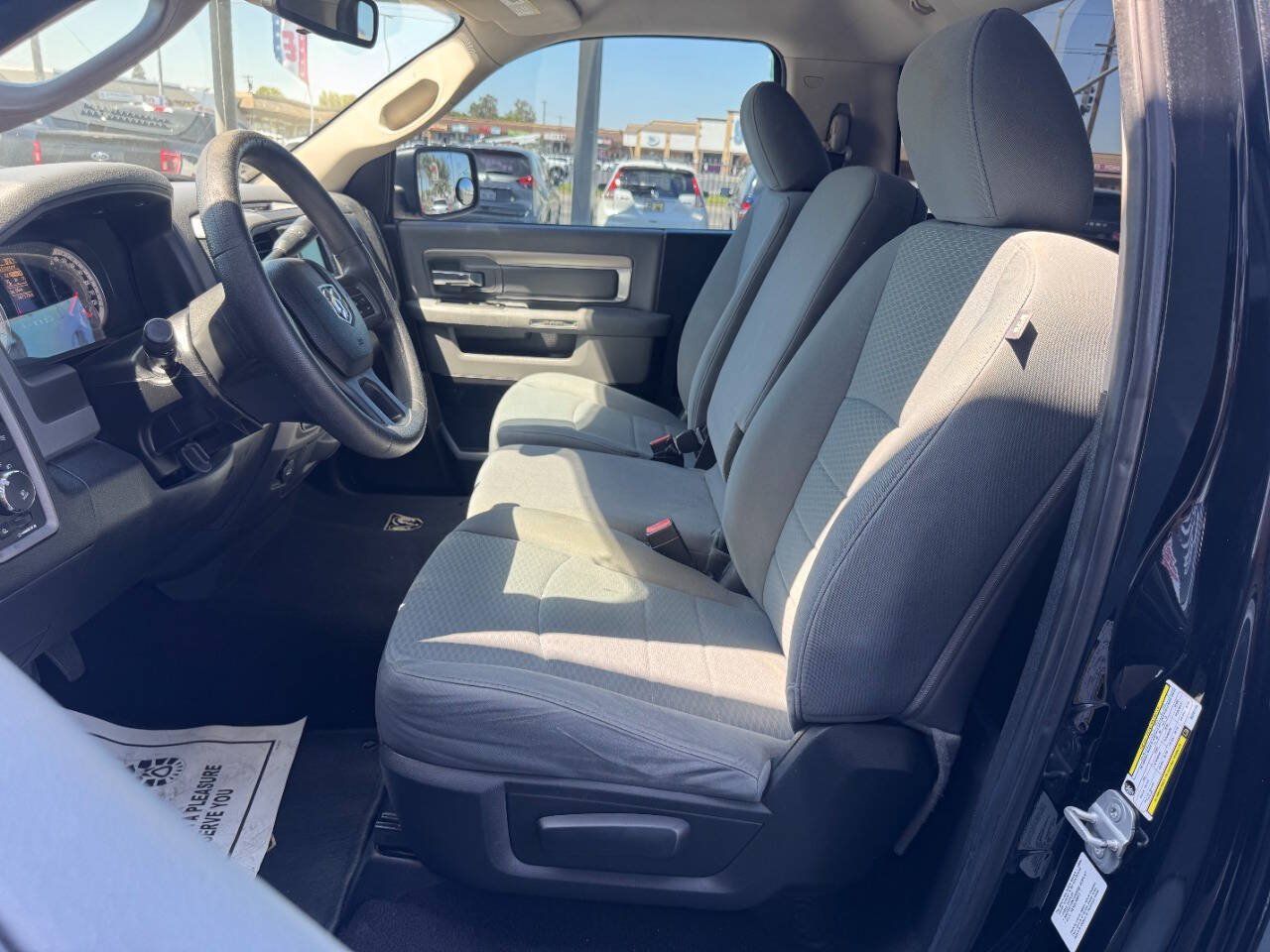 Used 2014 RAM 1500 Express RWD image 10