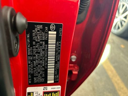 Used 2024 Toyota Camry SE image 32