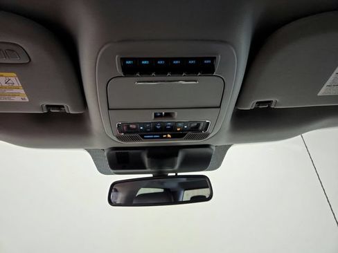 Used 2023 Ford F250 Lariat w/ Lariat Ultimate Package AWD/4WD image 49