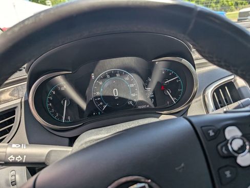 Used 2015 Buick LaCrosse Leather FWD image 19