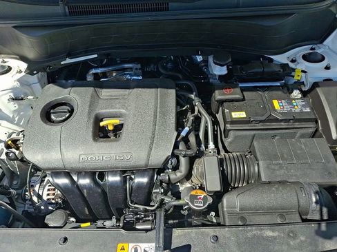 Certified 2025 Kia Seltos LX AWD/4WD image 29