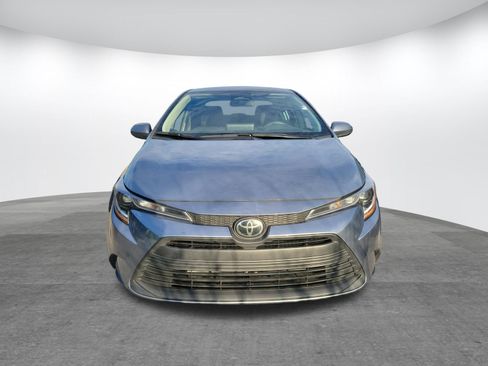 Certified 2025 Toyota Corolla LE FWD image 2
