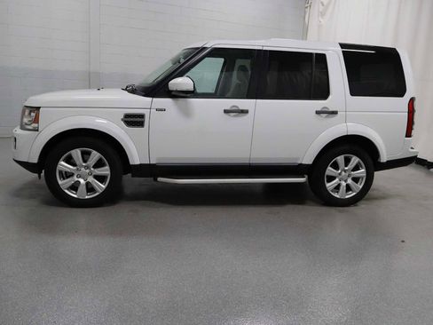 Used 2016 Land Rover LR4 HSE AWD/4WD image 2