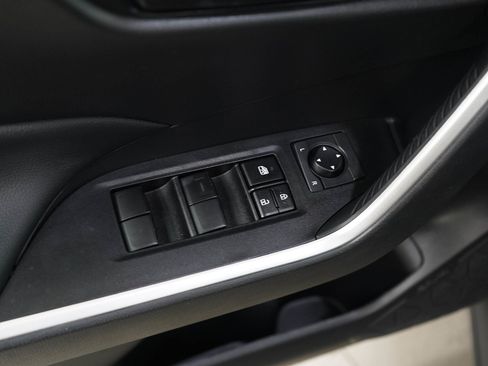 Used 2023 Toyota RAV4 LE AWD/4WD image 19