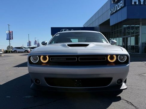 Used 2021 Dodge Challenger R/T w/ Plus Package image 2