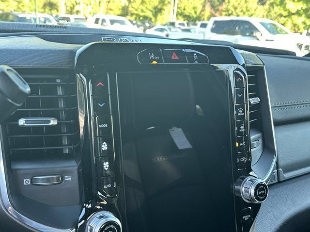 New 2026 RAM 2500 Laramie w/ Sport Appearance Package AWD/4WD image 25