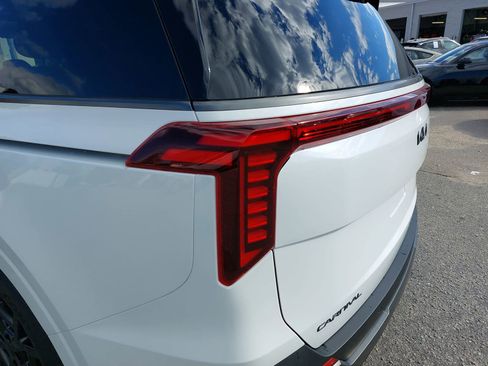New 2026 Kia Carnival SX Prestige image 36