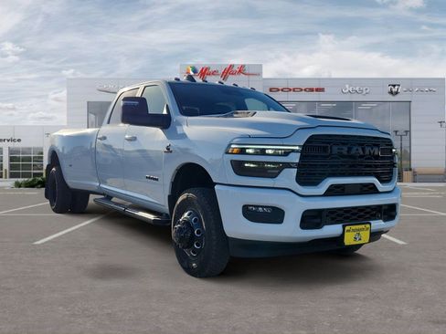 New 2026 RAM 3500 Laramie w/ Night Edition AWD/4WD image 7