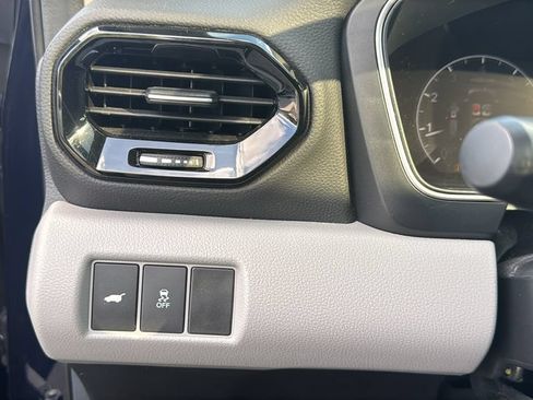 Used 2025 Honda Pilot Touring image 15