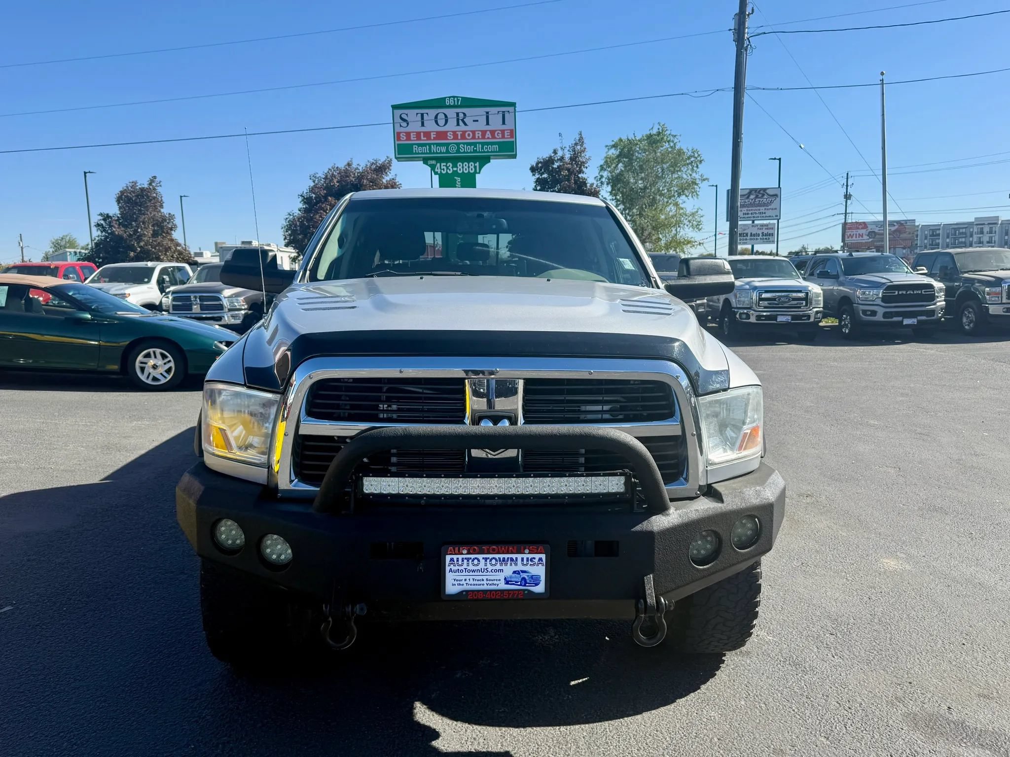 Used 2011 RAM 3500 SLT w/ Technology Group AWD/4WD image 8