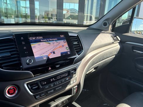 Used 2023 Honda Ridgeline RTL-E image 22