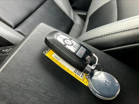 Used 2023 Ford Bronco Black Diamond image 14