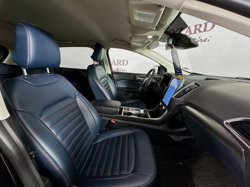 Certified 2024 Ford Edge SEL w/ Sport Appearance Package image 33