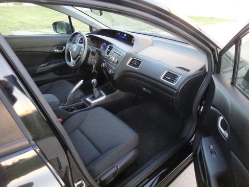 Used 2014 Honda Civic LX image 9